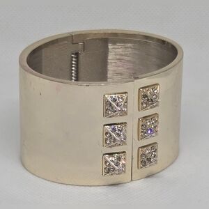 Victoria’s Secret Gold Cuff Bracelet w/ Crystal Stud Accents – Statement